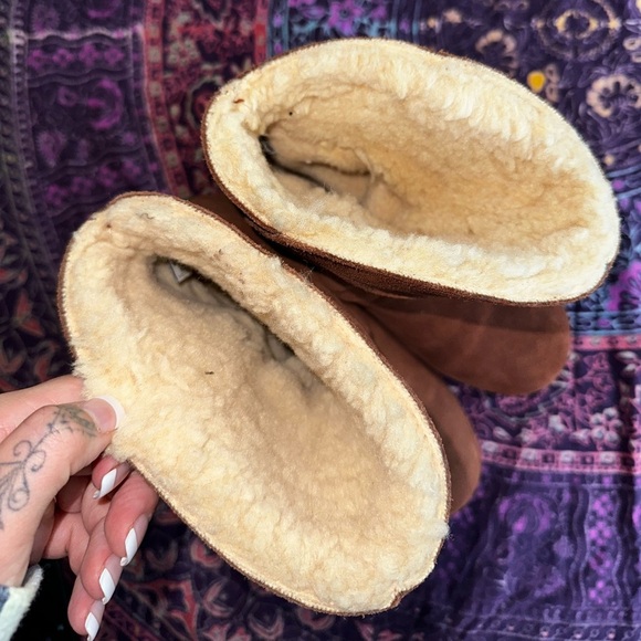 Bearpaw Suede Mid-Calf Boots with Braided Detail — Chestnut Brown — Women’s 7 - Picture 10 of 11